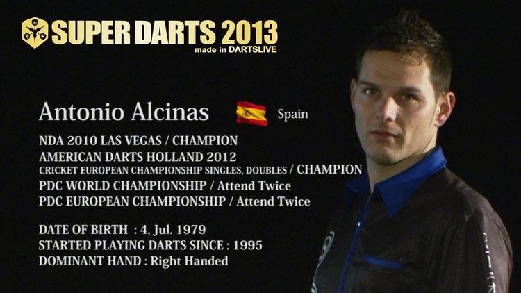 Antonio Alcinas Antonio Alcinas SUPER DARTS 2013 Player Introduction Video YouTube