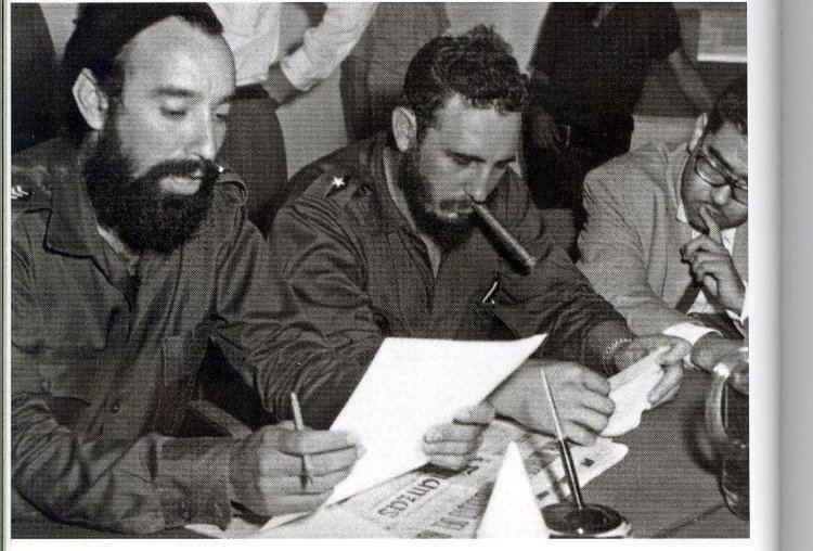 Antonio Núñez Jiménez Junto a Antonio Nez Jimnez Fidel soldado de las ideas