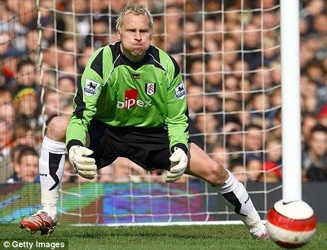 Antti Niemi (footballer) Portsmouth snap up former Fulham keeper Antti Niemi