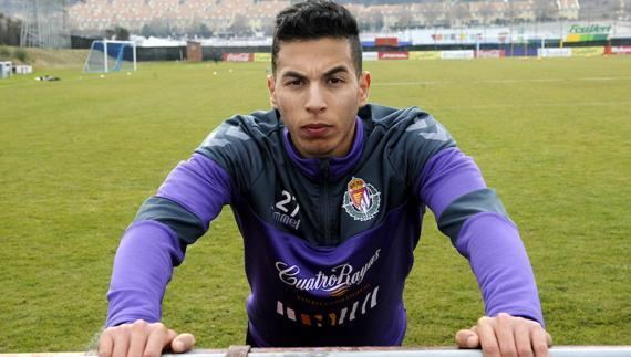 Anuar Mohamed Tuhami Anuar renueva con el Real Valladolid hasta 2019 elnortedecastillaes