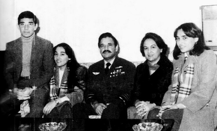 Anwar Shamim Air Chief Marshal M Anwar Shamim with his wife and childre Flickr