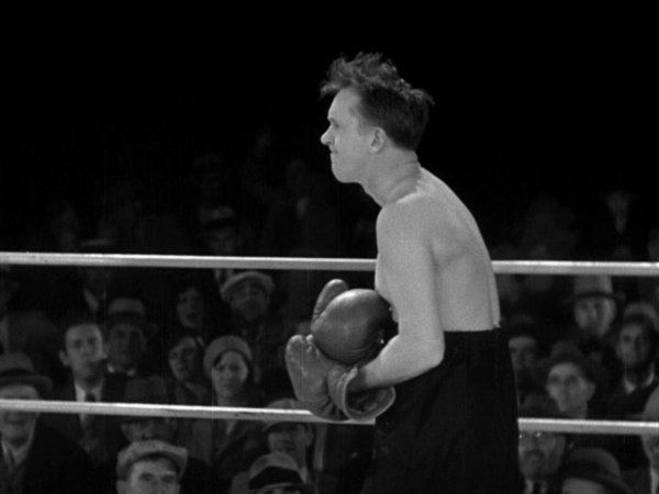 Any Old Port! movie scenes Favourite bit During the boxing match with Walter Long Stan finds some courage when he picks up his opponent s illegally loaded glove 