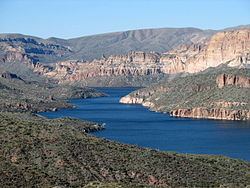 Apache Lake (Arizona) httpsuploadwikimediaorgwikipediacommonsthu