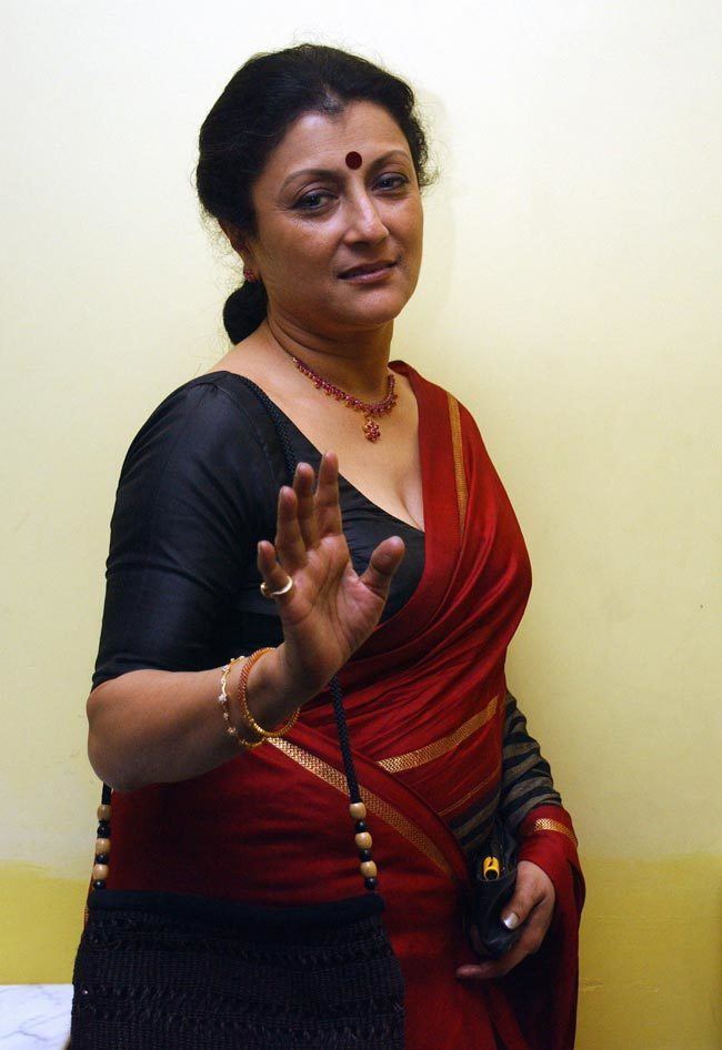 Aparna Sen Aparna Sen appears for questioning in Saradha scam