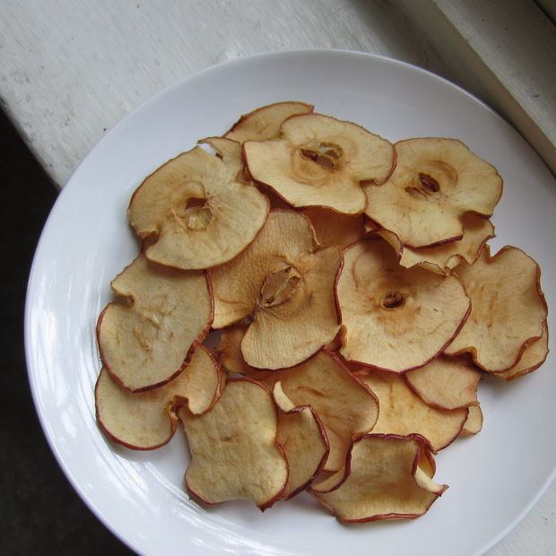 Apple chips Baked Apple Chips