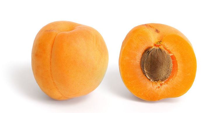 Apricot (color)