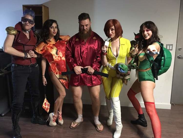 April O'Neil (actress) OC Too late to post a Halloween pic My group costumeI39m Splinter