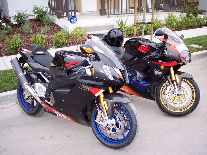 Aprilia RSV 1000 R