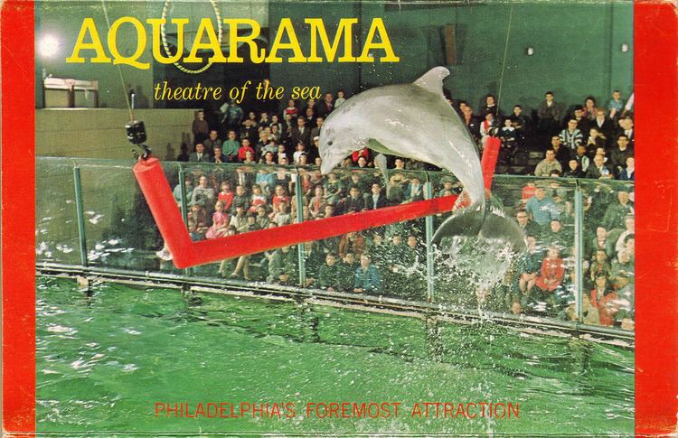 Aquarama Aquarium Theater of the Sea httpsc1staticflickrcom5407548052162921b44