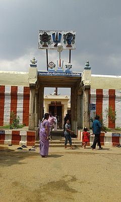 Aravindalochanar temple httpsuploadwikimediaorgwikipediacommonsthu