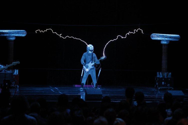 ArcAttack ArcAttack At Beakerhead Singing Tesla Coils Produce Electrifying Show