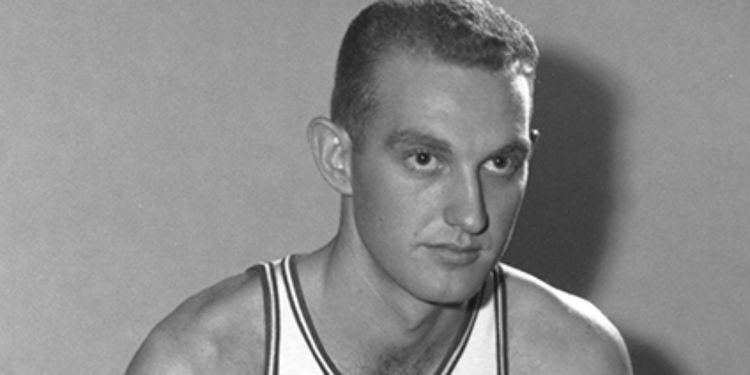 Archie Dees IU basketball great Archie Dees dies at 80