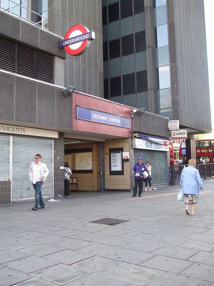 Archway tube station
