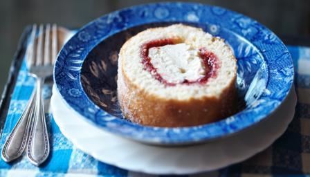 Arctic roll BBC Food Recipes Arctic roll