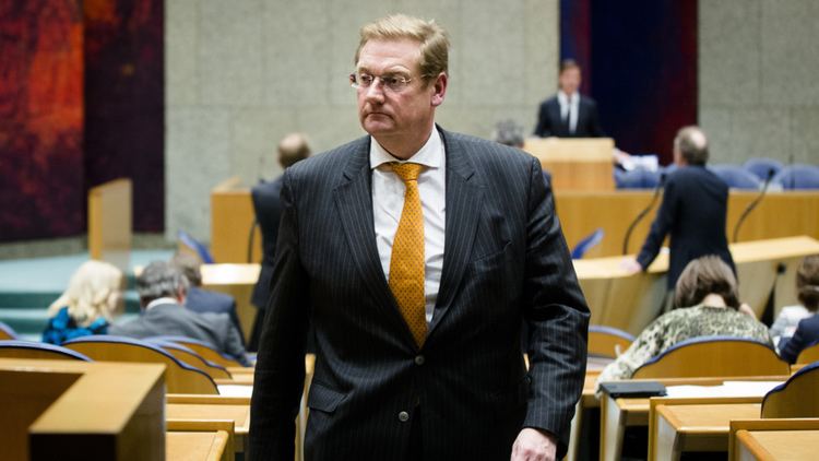 Ard van der Steur Van der Steur wil snel weer bewaarplicht belgegevens NOS