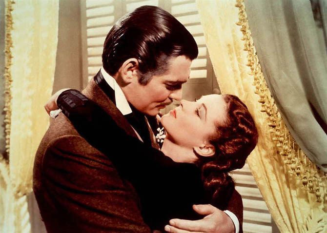 Arena (1953 film) movie scenes  You urgently need to kiss said Clark Gable in the role of Reta Buttler Vivien Leigh as Scarlett in the film in 1939 