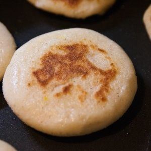 Arepa Brief History About the Arepa and its Versatility Blogs teleSUR