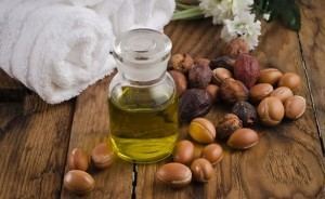 Argan oil 10 Argan Oil Benefits for Hair and Skin Argan Oil World