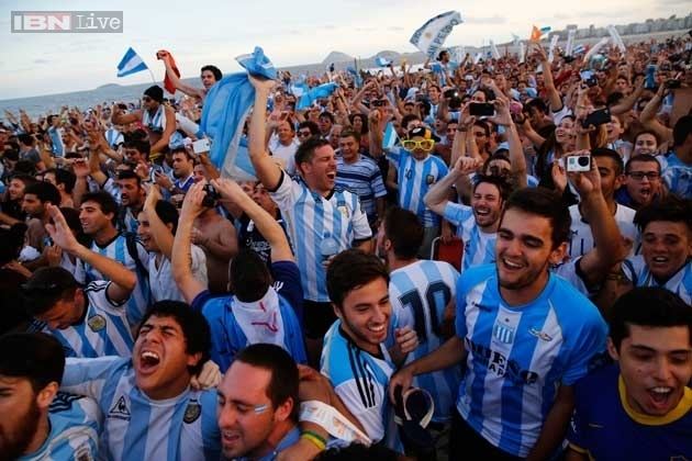 Argentines World Cup 2014 Despite woes Argentines united in winning run News18