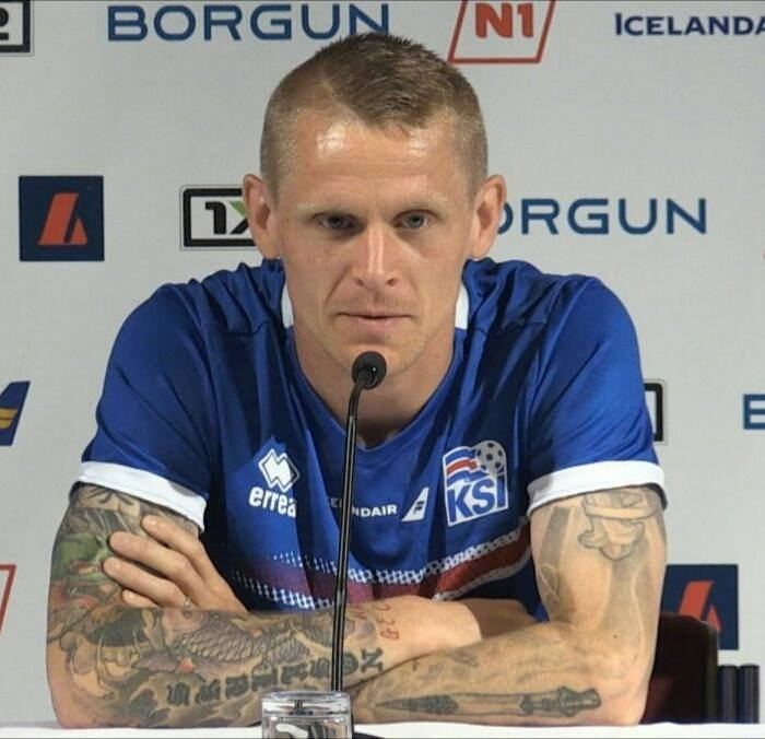 Ari Freyr Skúlason Italian Town Infatuated with Icelandic Footballer Iceland Review