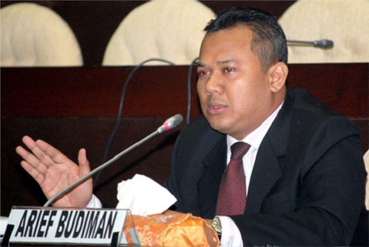 Arief Budiman KPU tak akan loloskan Susno kanalsatucom