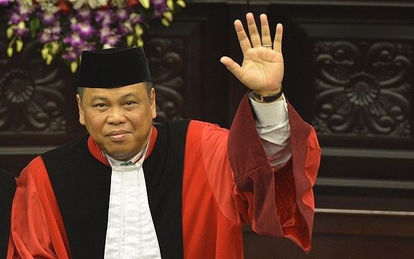 Arief Hidayat Prof Dr Arif Hidayat Secara Aklamasi Didaulat Pimpin Mahkamah
