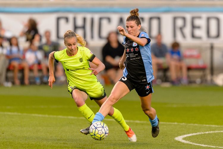 Arin Gilliland Gilliland Joins Chicago Teammate in Australia Chicago Red Stars