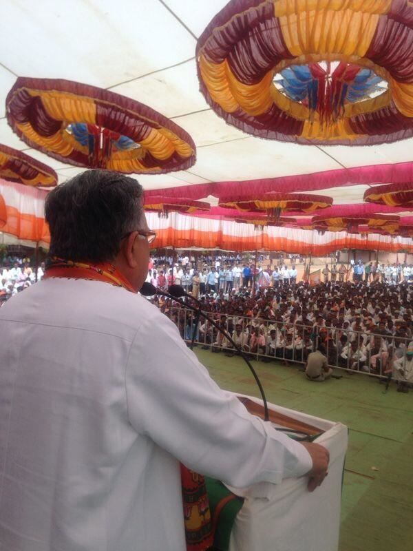 Arjuni Morgaon Dr Raman Singh on Twitter quotAddressed an election rally at