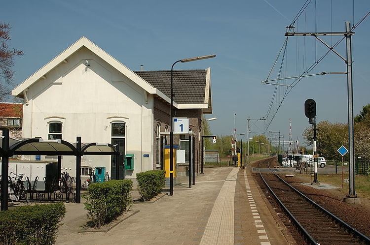 Arkel railway station