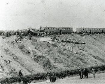Armagh rail disaster IrishGenealogyNews Armagh Rail Disaster 1889 sculpture unveiled