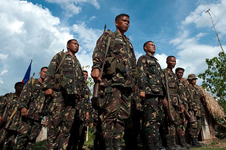 Armed Forces of the Philippines Paramilitary CAFGU paramilitary CAFGU MindanaoOn the knife39s
