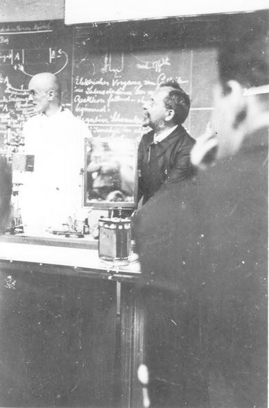 Armin von Tschermak-Seysenegg Armin von TschermakSeysenegg 18701952 Physiologist and Co