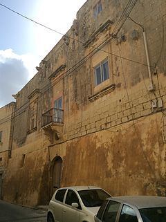 Armoury (Siġġiewi) httpsuploadwikimediaorgwikipediacommonsthu