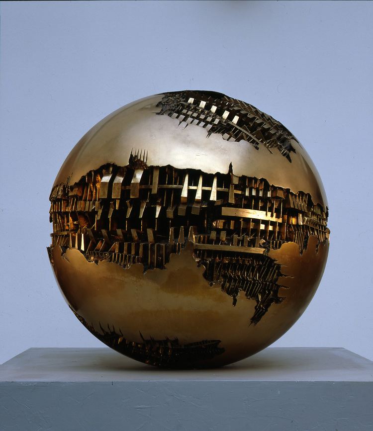 Arnaldo Pomodoro Arnaldo Pomodoro in mostra a Pisa Uni Info News