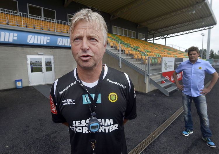 Arne Erlandsen Arne Erlandsen ny Fredrikstadtrener Det er spillerne
