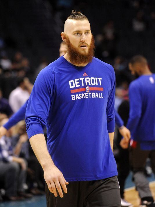 Aron Baynes Agent Aron Baynes still pondering Pistons player option for 201718