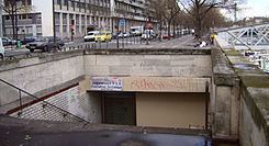 Arsenal (Paris Métro) httpsuploadwikimediaorgwikipediacommonsthu
