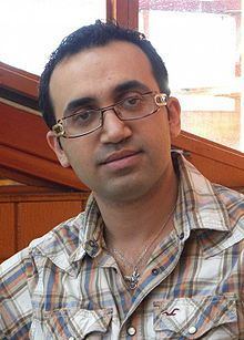 Arsham Parsi httpsuploadwikimediaorgwikipediacommonsthu