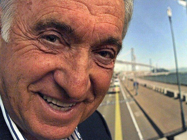 Art Agnos FormerMayor Art Agnos expected to recover from openheart
