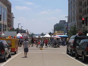 Art Fair on the Square (Madison) httpsuploadwikimediaorgwikipediaenthumb8