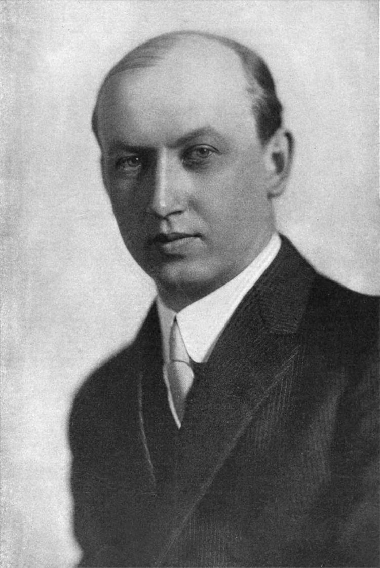 Arthur E. Bestor