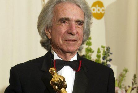 Arthur Hiller Arthur Hiller Dies OscarNominated Love Story Director Was 92