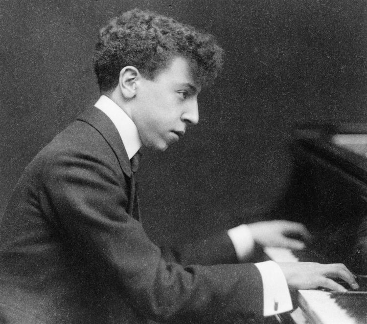 Arthur Rubinstein Arthur Rubinstein Wikipedia the free encyclopedia