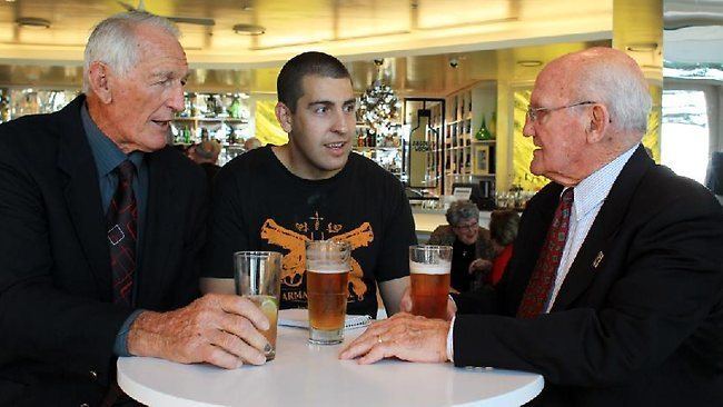 Arthur Summons Norm Provan and Arthur Summons get together for a beer