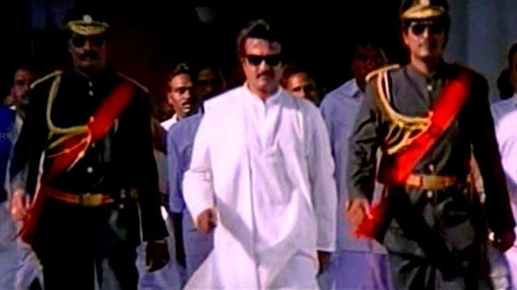 Arunachalam Arunachalam Movie Singanna Bayaluderene Video Song Rajinikanth