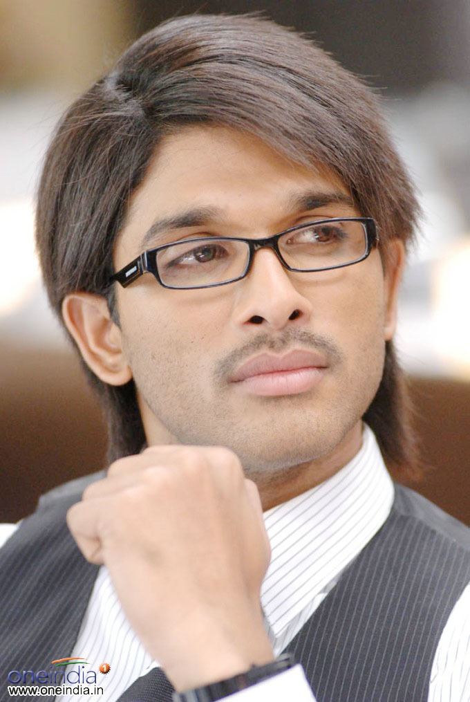 arya 2 movie director