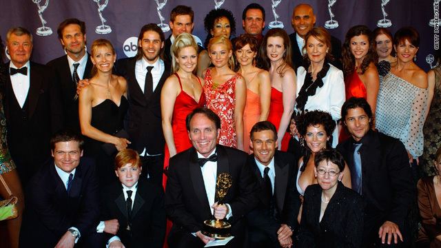 As the World Turns World Turns39 fans turn to network social media after soap canceled