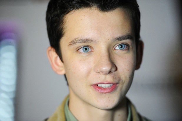 Asa Butterfield Ender39s Game39 Star Asa Butterfield in Talks to Join Clive