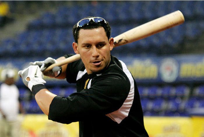 Asdrúbal Cabrera Asdrbal Cabrera jugar con Leones del Caracas en la prxima