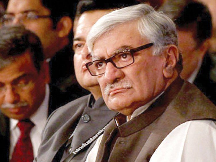 Asfandyar Wali Khan Asfandyar Wali urges talks with militants condemns PTI The